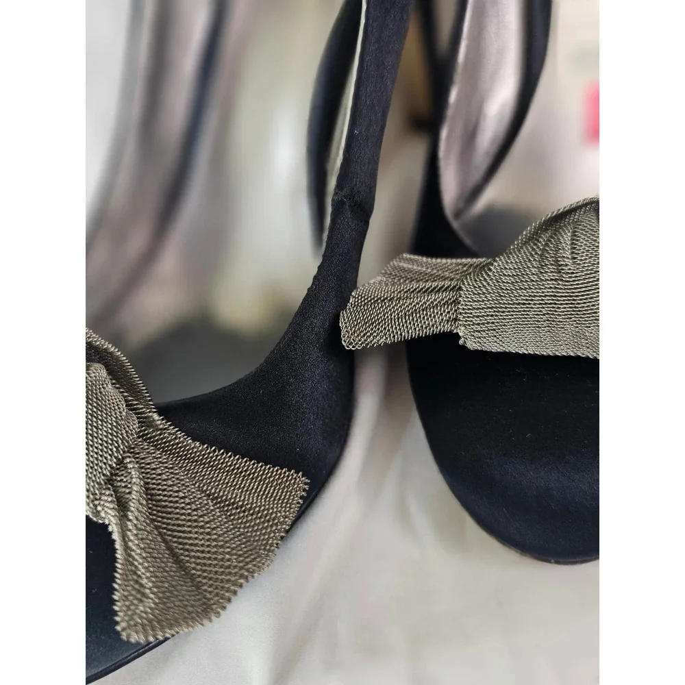 Nine West Metal Bow Black Satin Pumps Size 7